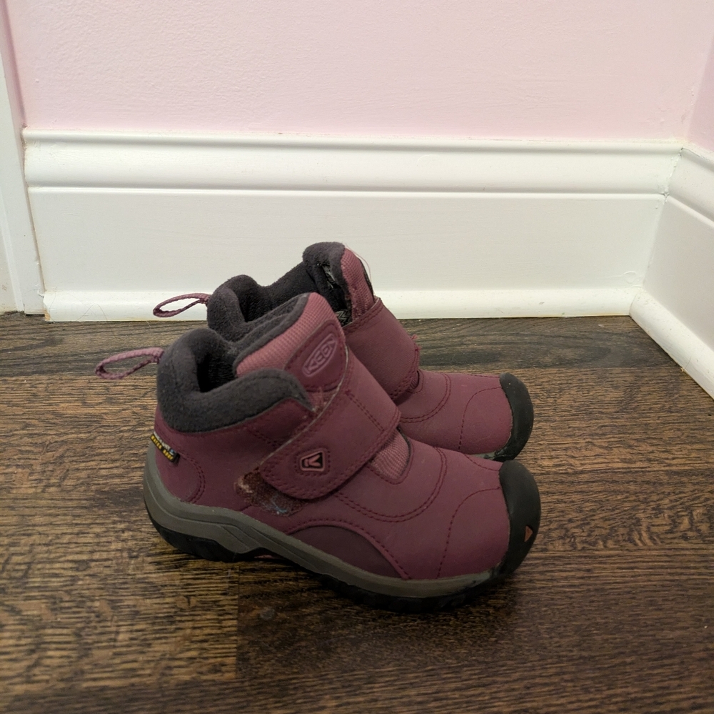 KEEN Kids' Maroon Ankle Boots Size 9 Gender Neutral